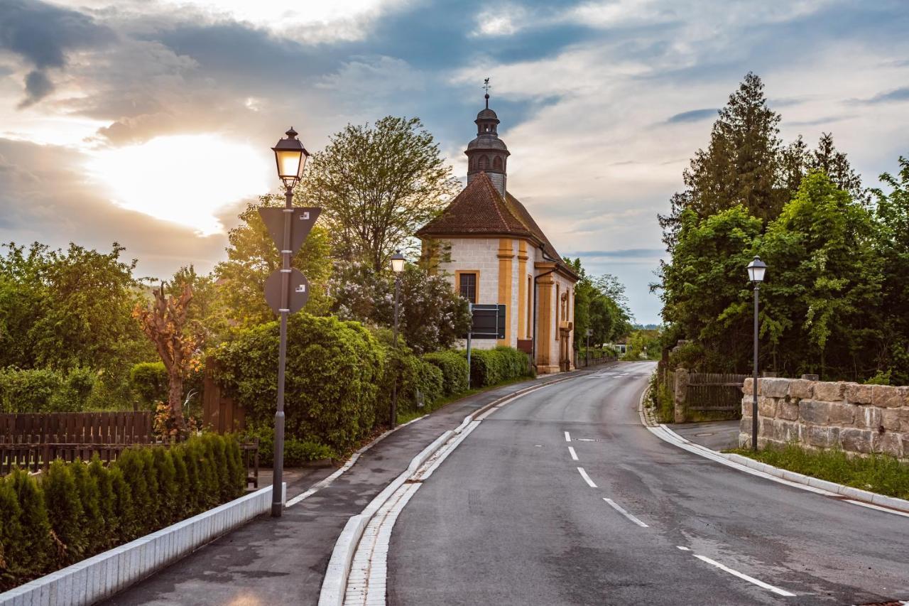Fraenkische Landherberge, Hotel Garni Sesslach Bagian luar foto