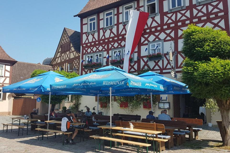 Fraenkische Landherberge, Hotel Garni Sesslach Bagian luar foto